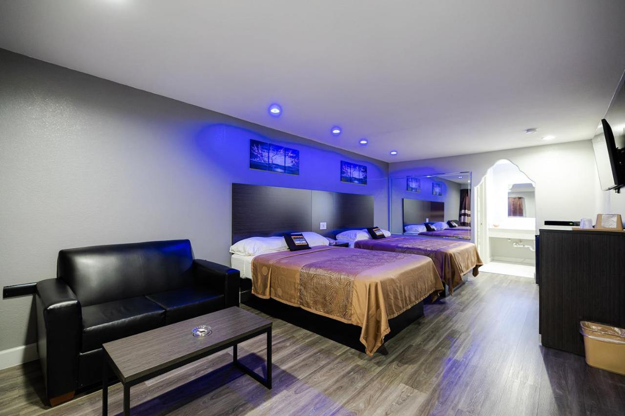 Downtowner Inns - Houston Downtown & Convention Center Екстериор снимка