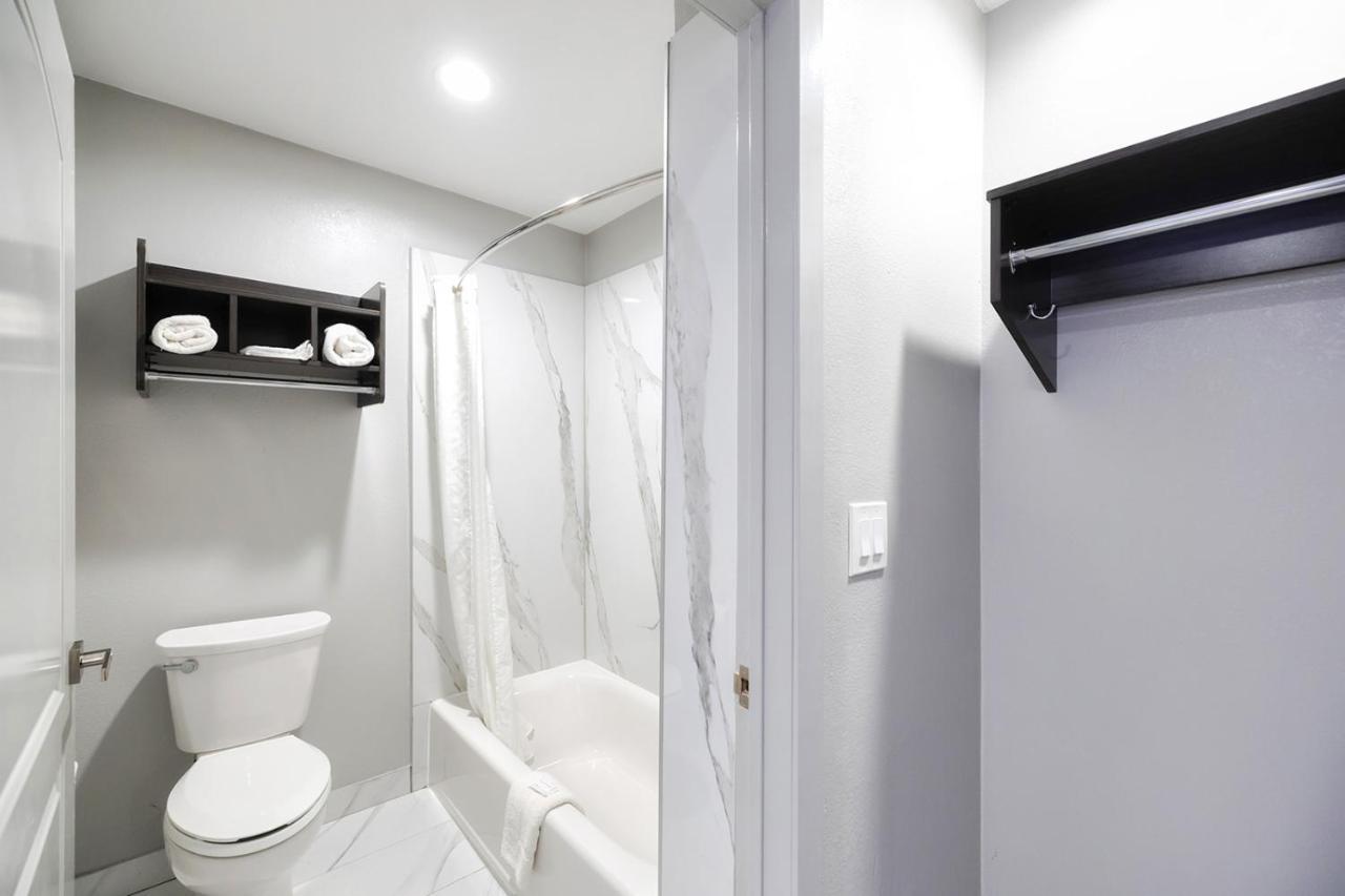 Downtowner Inns - Houston Downtown & Convention Center Екстериор снимка