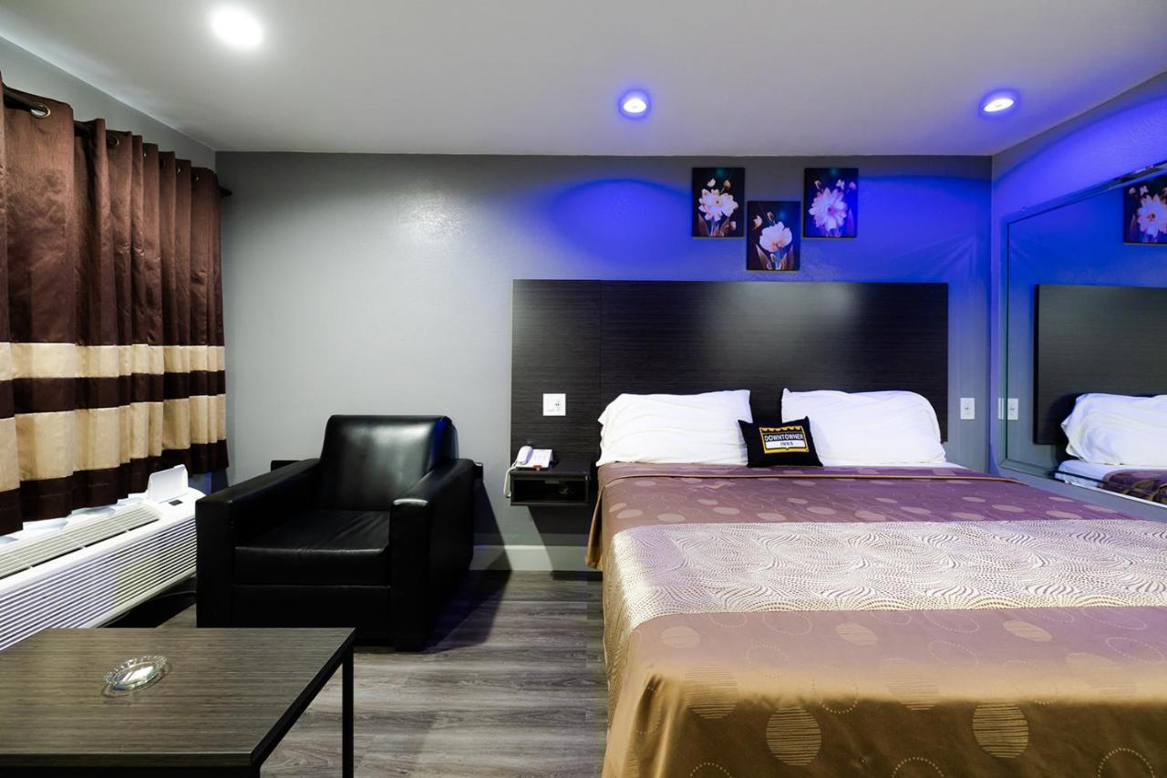 Downtowner Inns - Houston Downtown & Convention Center Екстериор снимка